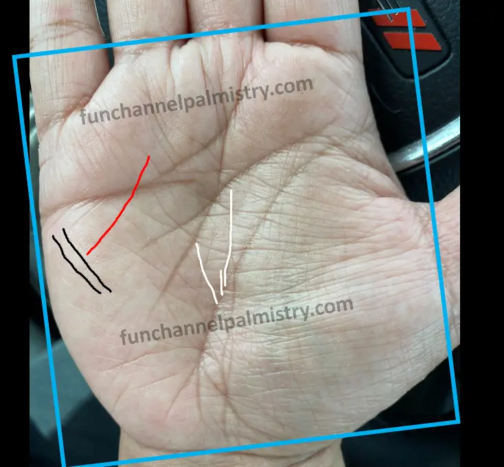 vertical lines on upper mars